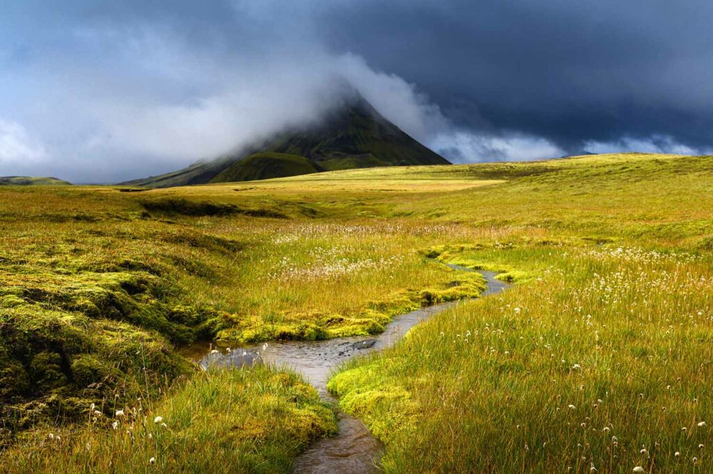 Das Reisewetter in Island ermöglicht es Urlaubern, verschiedene Aktivitäten auf der Insel zu erleben.