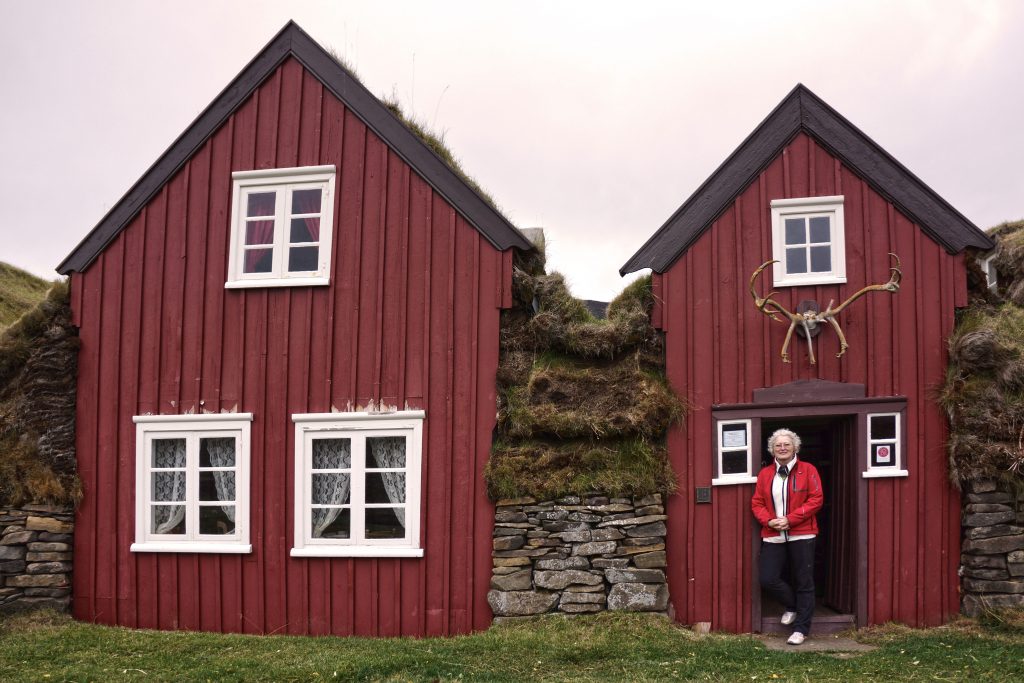 Das Freilichtmuseum Bustarfell eröffnet Besuchern Einblicke in den früheren Alltag der Isländer.