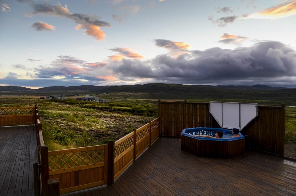 Hot Pot im Ferienhaus Óskasteinn auf Island