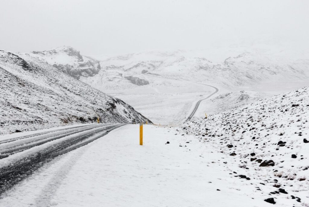 Landstrasse, Schneebedeckt, März, Island