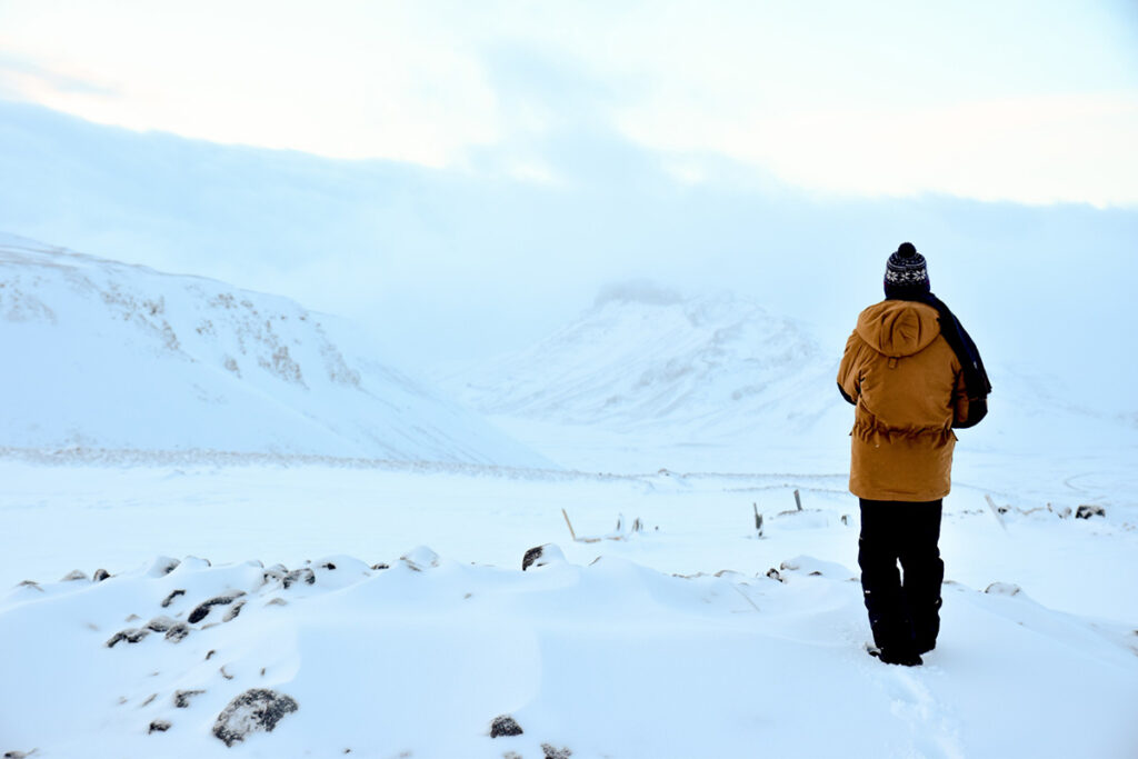 Mensch, Winterlandschaft, Island