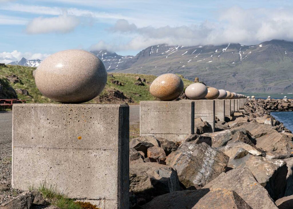 Eggin í Gleðivík, Kunstausstellung, Ostküste, Island