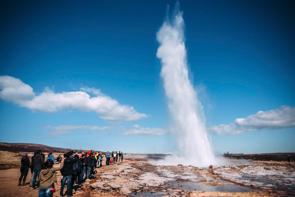 Island, Südisland, Hochthermalgebiet Haukadalur, Geysir Strokkur